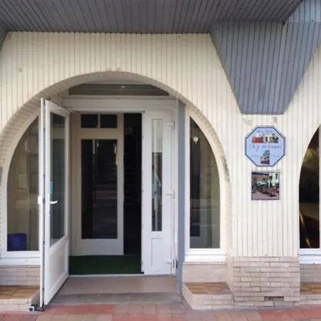 Vandrarhem Riva Bella *