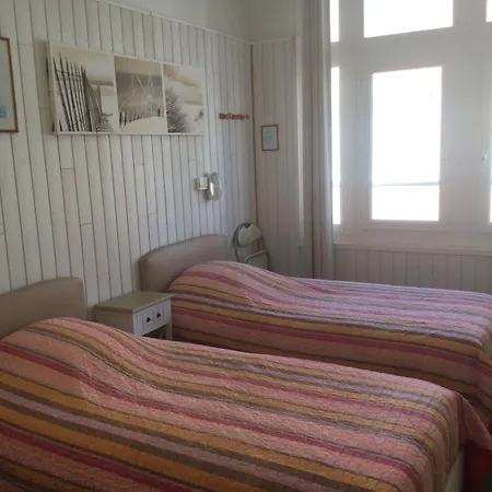 Hostal Riva Bella