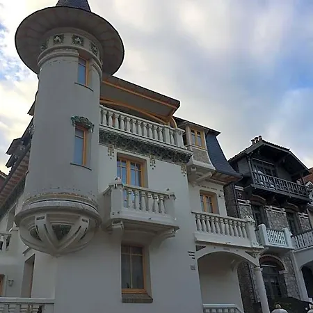 Riva Bella 旅馆